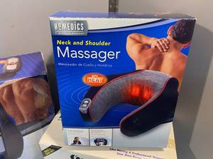 lot 30 image: Personal Care Items