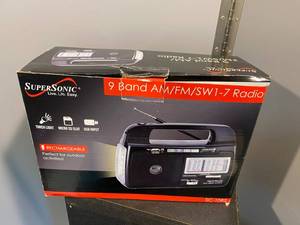 lot 54 image: Electronics Haul