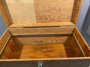 lot 76 image: Wood Tool Box