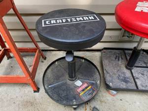 lot 86 image: Three Garage Stools