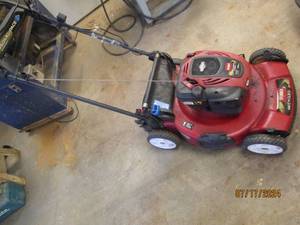 lot 11 image: Toro recycler personal pace self pr...