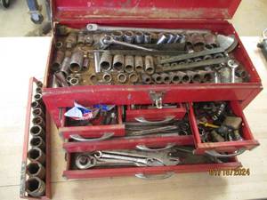 lot 34 image: Toolbox filled with sockets, wrench...