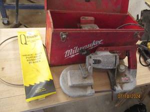 lot 36 image: Milwaukee electric band saw...