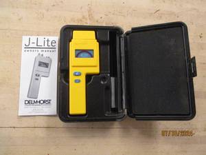 lot 42 image: JLite wood moisture meter...