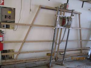 lot 55 image: Safety Speed panel saw model H4 she...