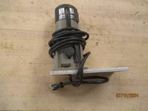 lot 56 image: Porter Cable laminate trimmer...