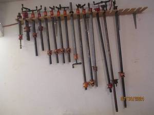 lot 67 image: Lot of bar clamps...