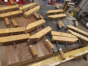 lot 78 image: Lot of Jorgensen wood clamps...