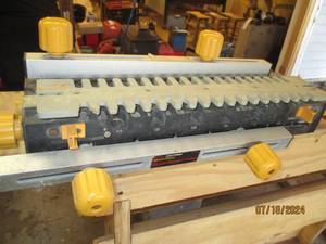 lot 105 image: Jig for routers to make dove tail j...