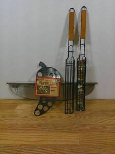 lot 37 image: Lot of 2 Non Stick Kabob Baskets, 1 Jalapeno Cooker, & 1 Restaurant Grade Pizza Cutter