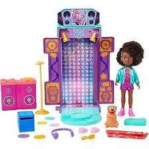 lot 139 image: Karmas World Doll And Bedroom To Stage Playset