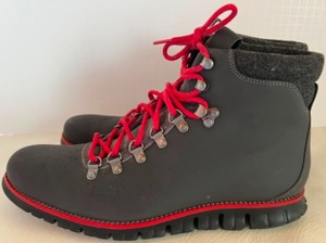 lot 18 image: COLE HAAN ZeroGrand Hiking BOOTS Ladies Sz 10M