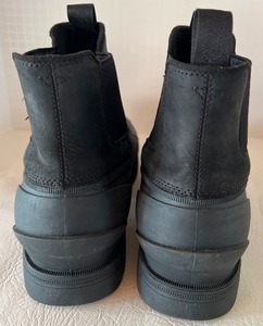 lot 42 image: UGG Australia GATSON Chelsea Waterproof Mukluk BOOTS Mens 12M