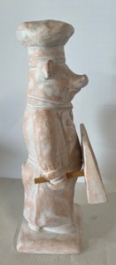 lot 37 image: 1998 FLEUR DE LIS Ceramic Pig Chef Recipe Card Holder