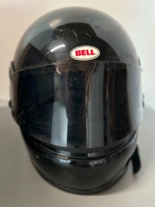 lot 88 image: Vintage BELL Street Series TOURISTAR Racing Helmet Size 7 14