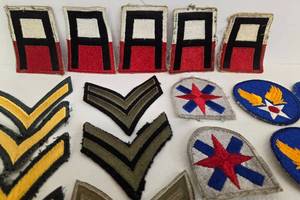 lot 152 image: Vintage Lot of Military US NAVY, Tin Can Sailors, U.S.S. Rich Patches, Stickers & Other Memorabilia
