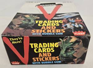 lot 158 image: 1984 V Theyre Here Sci-Fi 80s Tv Show Trading Cards Full Box 