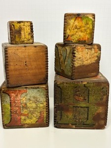 lot 20 image: Antique Victorian Micro-Dovetailed Wood Nesting BLOCKS Worn Lithos 6 Pieces