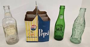 lot 134 image: Vintage 50s Pepsi-Cola Cardboard 6pk Carrier & 3 Glass Soda Bottles