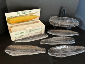 lot 239 image: Vintage KOSTA BODA Corn Server Holding Dishes in Boxes - Qty 6