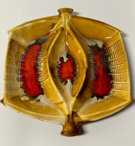 lot 277 image: Vintage MCM Marcia of California Pottery DRIP GLAZE Handled Serving Tray Dish Mid Century Modern