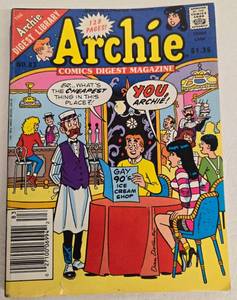 lot 191 image: 7 Vintage ARCHIE Collectible Comics Digests