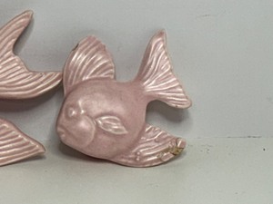 lot 303 image: Pair of RARE Vintage 50s MCM Pink Fish Wall Pockets Marked D MAR N Ceramics