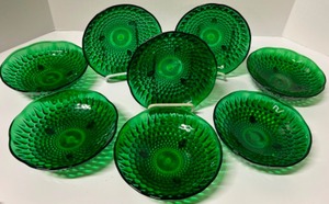 lot 316 image: Vintage ANCHOR HOCKING Hobnail Footed Modern Bowls Emerald Green Glassware - Qty 8