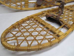 Nice Pair of TUBBS Vermont Snowshoes