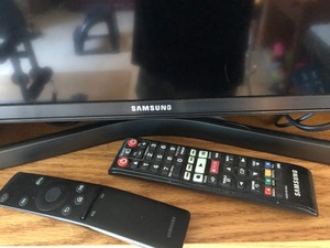 Working 40 VIZIO Smart TV wRemote