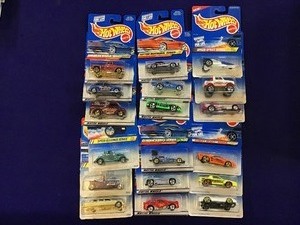 lot 10 image: 6 Series incomplete