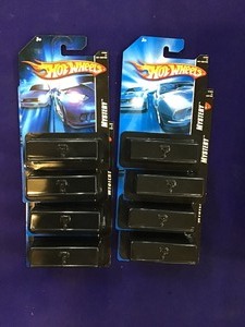 lot 39 image: Set of 8 Mystery Packs
