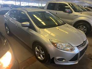 lot 12 image: 2014 Ford Focus SE