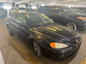 lot 20 image: 2003 Pontaic Grand AM GT