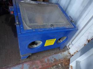 lot 25 image: Parts Washer
