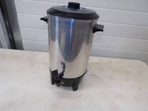 lot 52 image: West Bend 12-42 Cup Coffee Maker