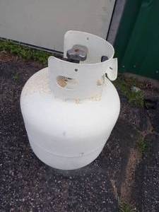 lot 66 image: 20# Propane Tank