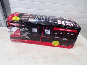 lot 67 image: Halogen work light with stand still in box