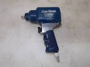 lot 132 image: Blue Point 38 Air Wrench