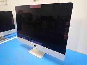 lot 23 image: Apple&nbspiMac14,2 A1419 ME088LLA &nbspINTEL(R) CORE(TM) I5-4570 CPU  3.20GHZ  16GB DDR3L SDRAM  500GB HDD  Includes IOS and power cable &nbspCracked screen and double sided tape has been taken off