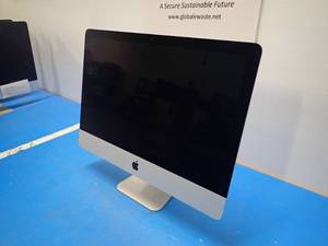 lot 26 image: Apple&nbspiMac14,4 A1418 MF883LLA &nbspINTEL(R) CORE(TM) I5-4260U CPU  1.40GHZ  8GB DDR3 RAM  500GB HDD  Includes IOS and power cable &nbspsmall scratch on glass on the upper right 