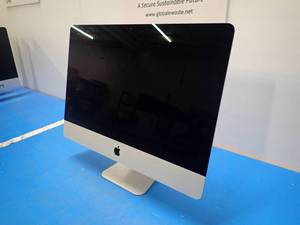 lot 27 image: Apple&nbspiMac13,1 A1418 AIO PC &nbspINTEL(R) CORE(TM) I5-3470S CPU  2.90GHZ  16GB DDR3 RAM  1TB HDD  121GB SSD  Includes IOS and power cable 