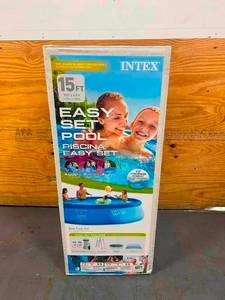 lot 2 image: INTEX 15 x 42 Inflatable Pool w Filter Pump