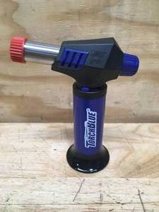 lot 174 image: Magnum Blue Torch Lighters 0724257.25