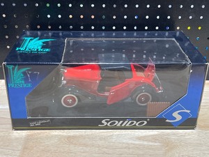 Ford Cabriolet Model Car