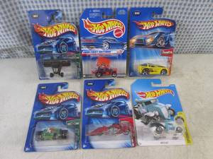 lot 240 image: (BSB) Assorted Hot Wheels In Packaging