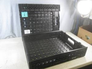 lot 243 image: (F-3) 2 Folding Flats 24 x 20 x 5...