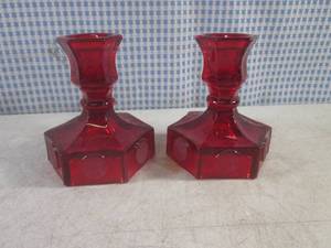 lot 28 image: (FS) Pair of Vintage Red Glass Candle Holders - 4 12 High