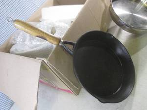lot 39 image: (D-2) Assorted Kitchen Including Cast Iron Fry Pan with Wood Handle