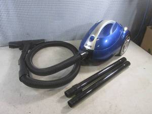 lot 74 image: (A-3) Shark EP 709 Vacuum Cleaner - Works